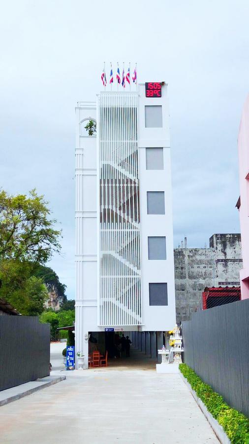Sunrise Hotel 2*